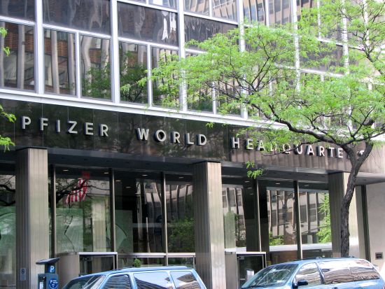 vale la pena comprar acciones pfizer